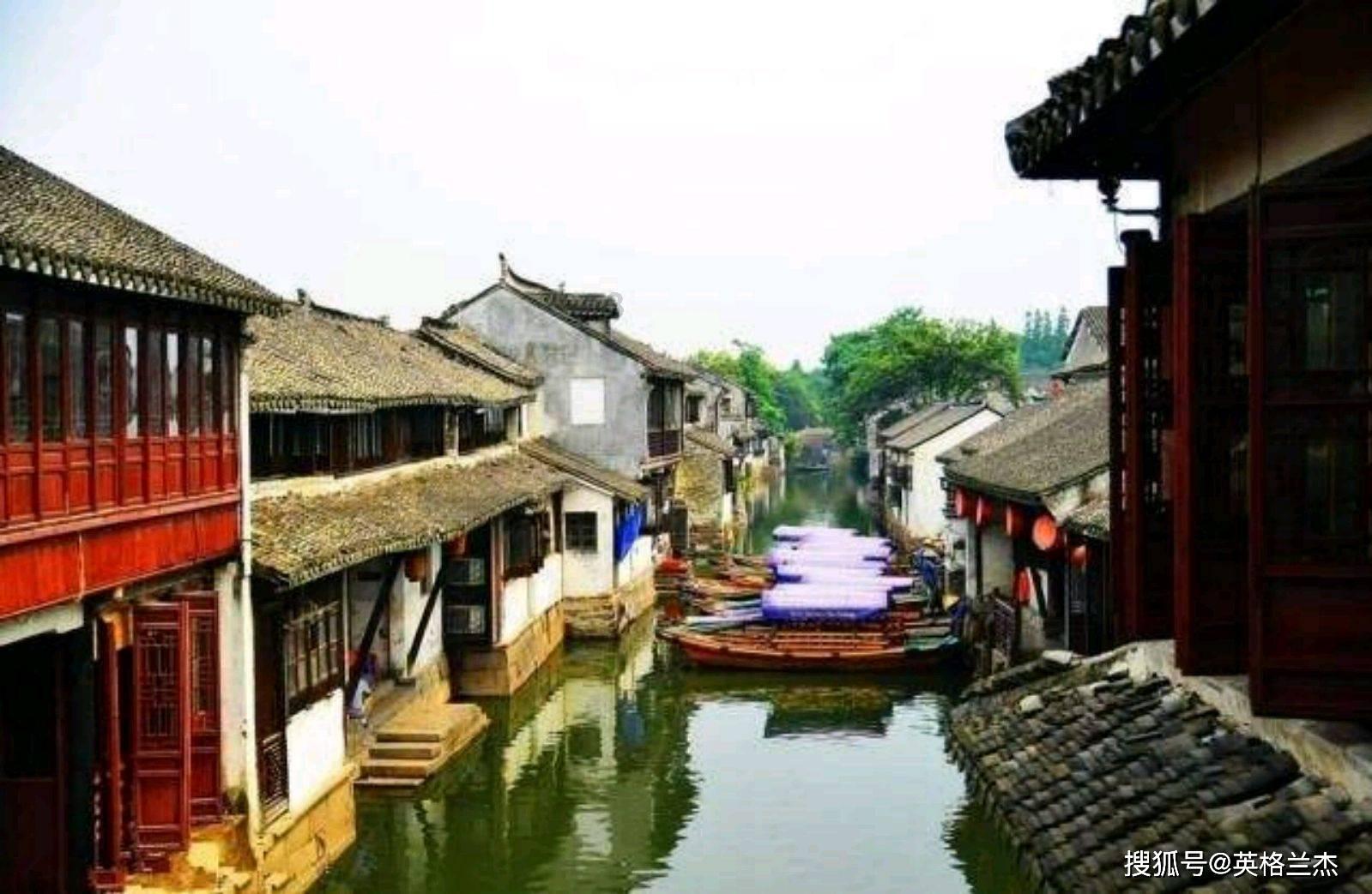 饺子云游戏app是一款使用起来很不错的云游戏软件,软件涵盖游戏种类丰富,各种单机游戏画面